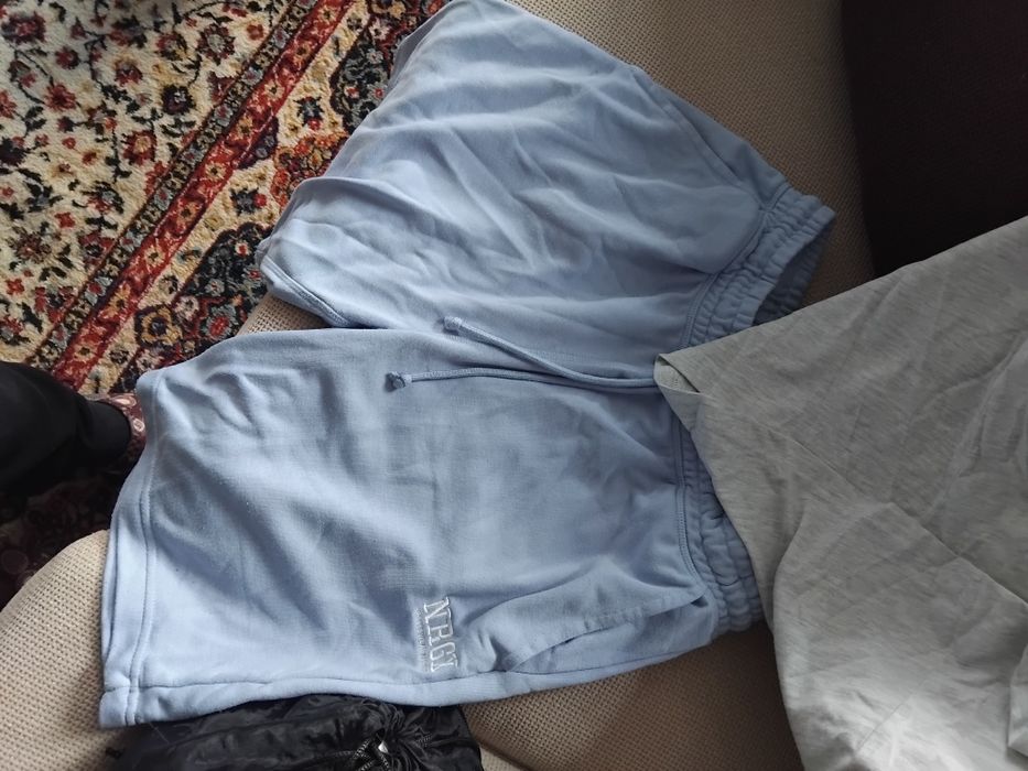 Комплект панталон и тениска