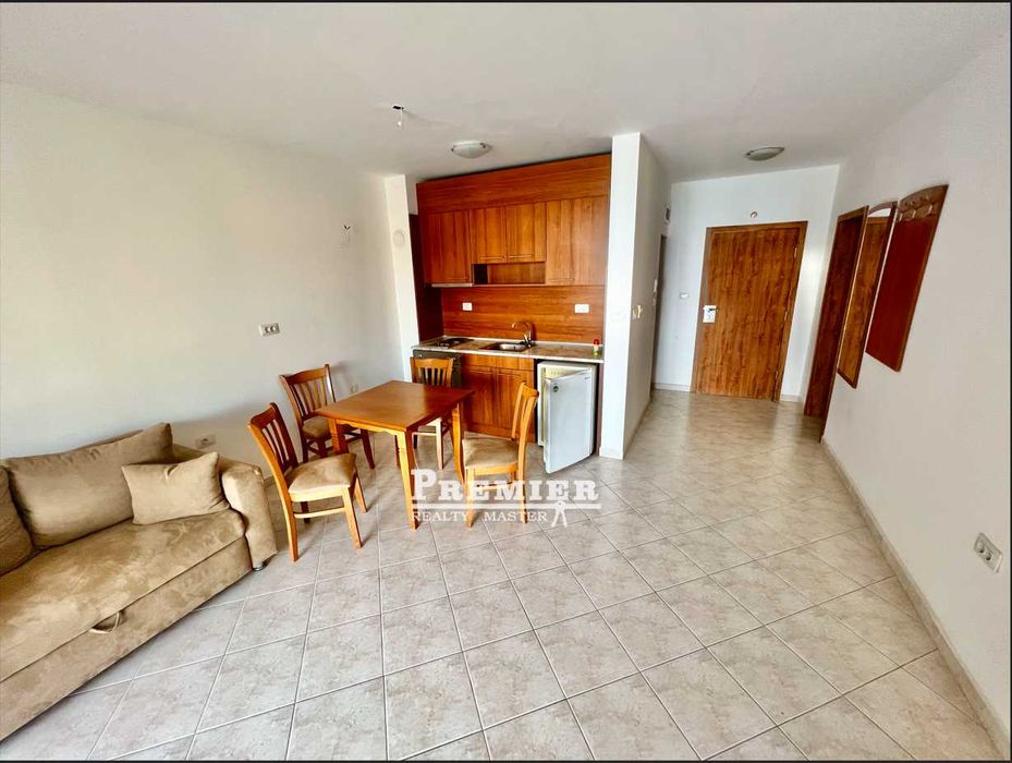 Продава се Двустаен апартамент в Бургас, Акациите - 77 кв.м за 1494 €/кв.м - Снимка #12