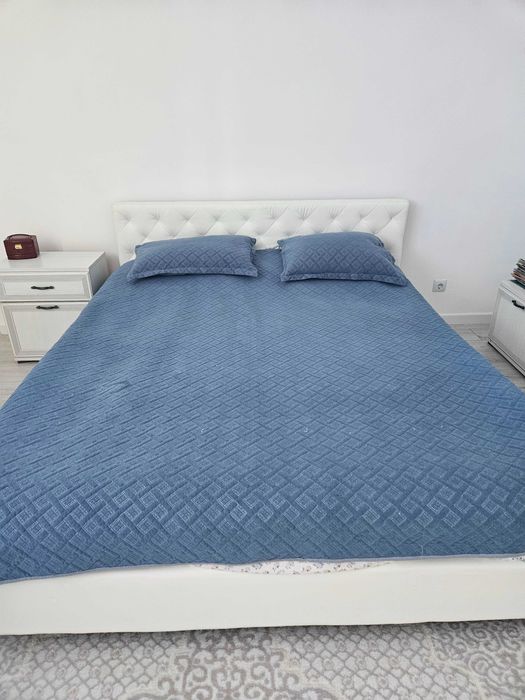 Шторы и покрывало