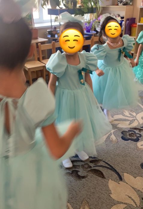 Платье нарядное 5-7 лет.