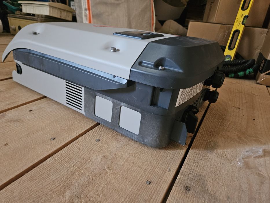 Invertor Fronius Symo 5-0-3M, cu contorul inteligent de 65A-3 și manag