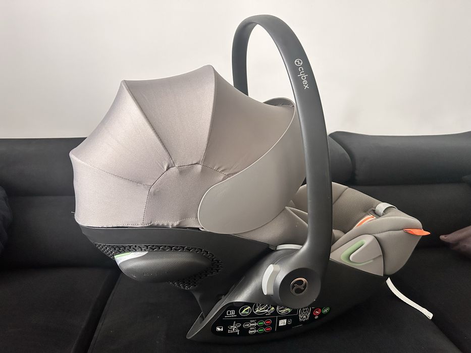 Scoica Cybex Cloud G i-size + adaptori pt Balio