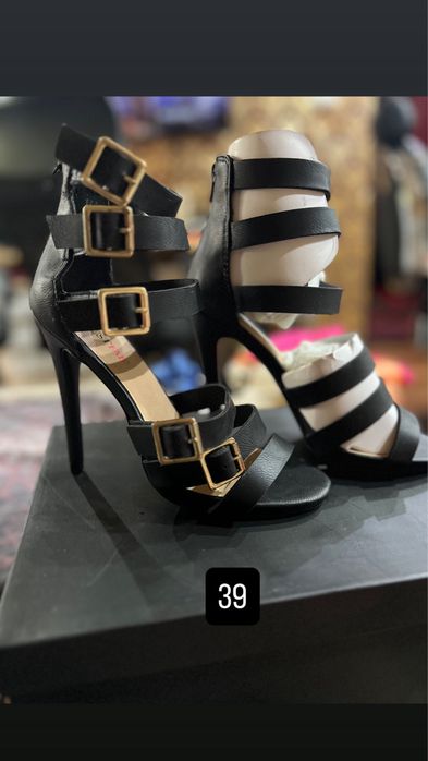 Sandale noi JustFab diferite modele