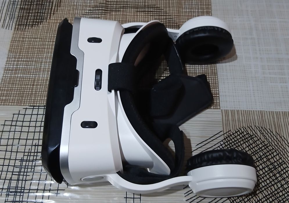VR  Shinecon G04BS sotiladi