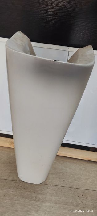 Раковина со стойкой