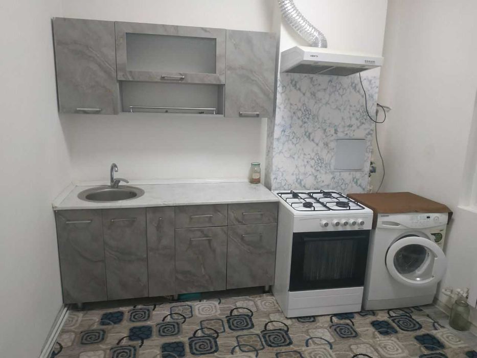 3 xonali Novostroyka kvartira sotiladi