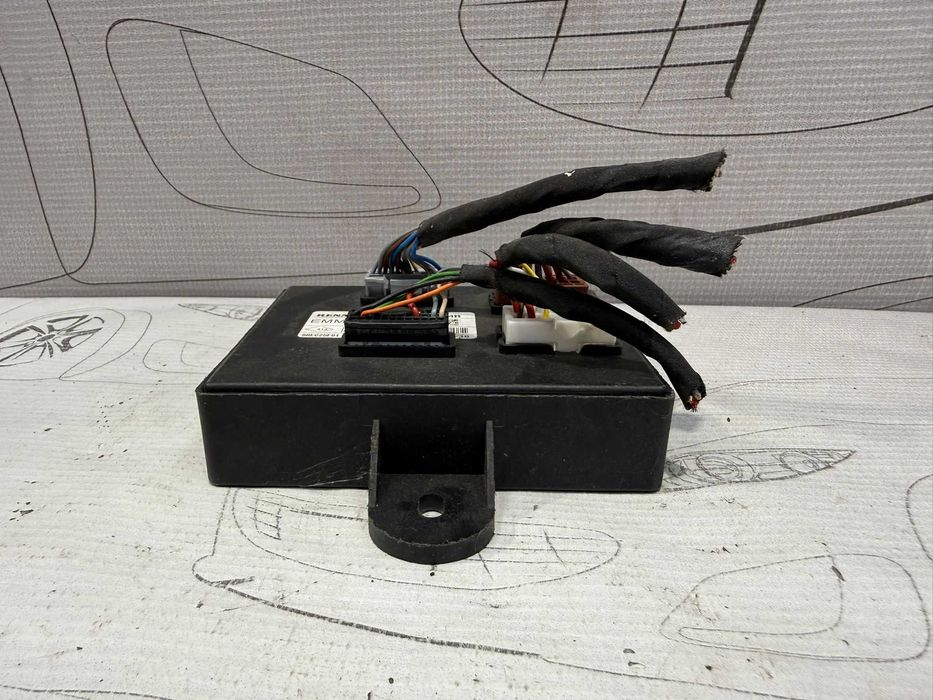 Modul confort BCM / Unitate caroserie (EMM-T4 L5) Renault Clio IV 231A00174R 2016 / [2012-2019] / (5B3)