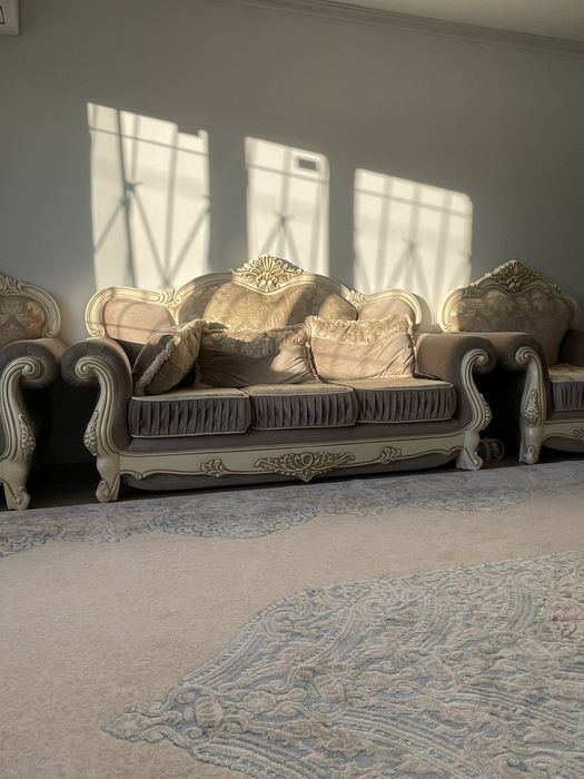 Диван с креслами дагестан 400.000 есть торг