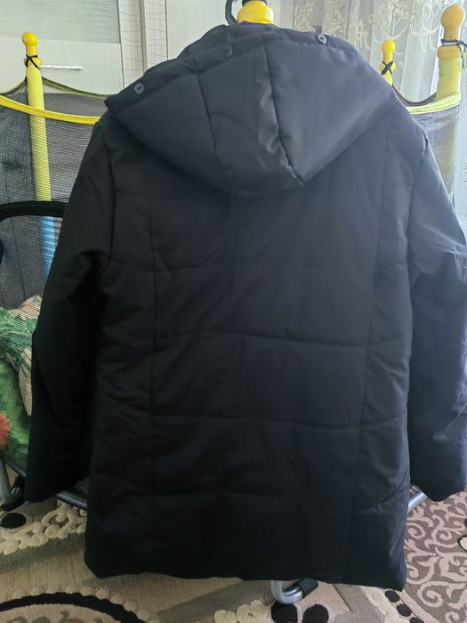 Продам куртку 5000