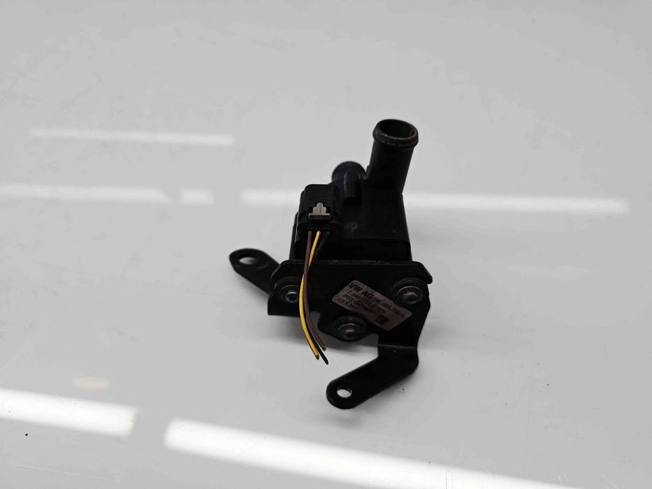 Pompa recirculare apa  AUDI A5 Sportback (F5A, 9T) [Fabr 2016-prezent]