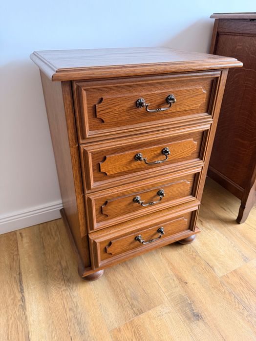 Vand semineu electric si doua noptiere