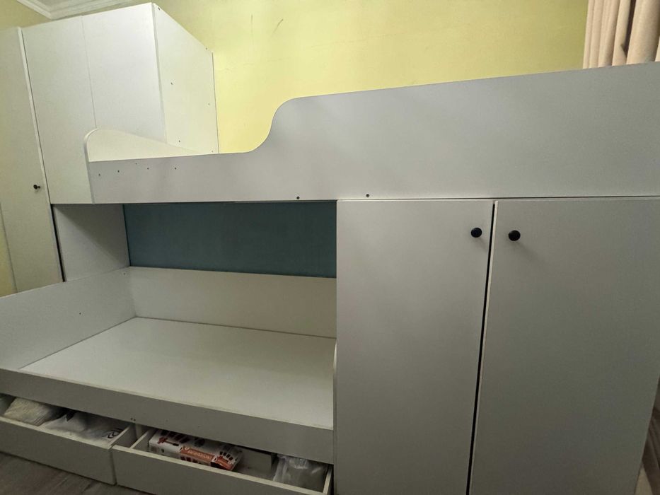 Продаётся детский мебельный комплекс