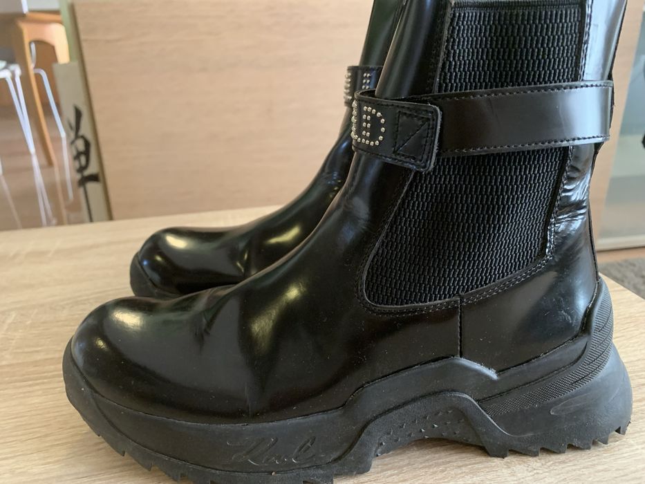 Боти на Karl legerfeld