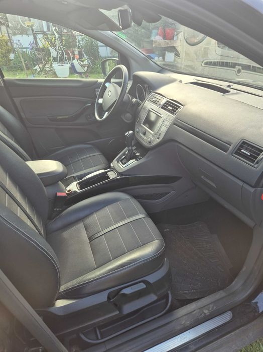 Ford Kuga 4x4 ....