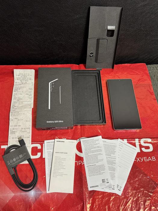 ***КАТО НОВ 256GB Samsung S25 Ultra Technopolis Гаранция 2027 Black