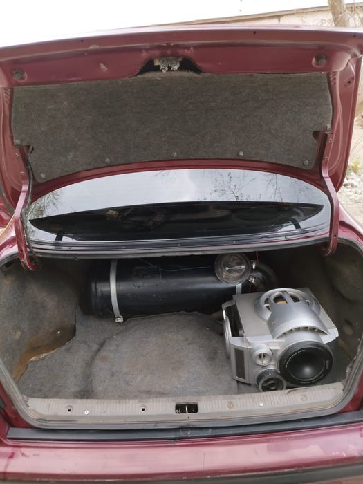 Nissan maxima машина