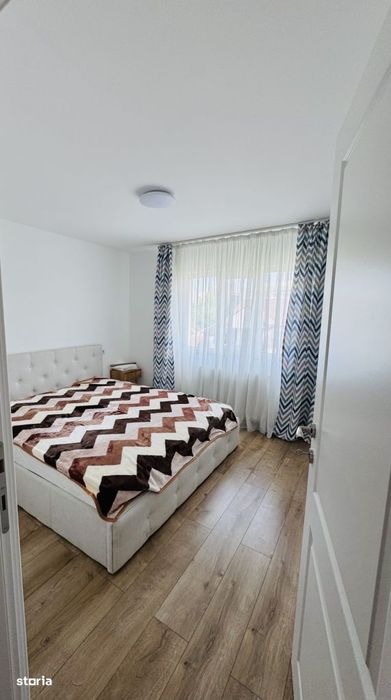 Inchiriez apartament 2 camere.