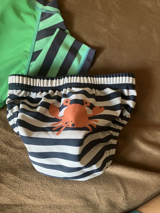 Бебешки бански за 0-6 месеца