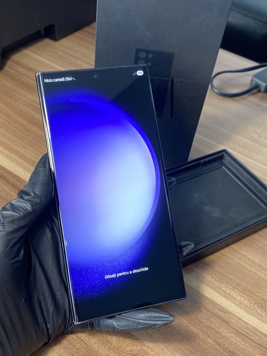 Samsung Galaxy s23 ultra • 256 GB • Phantom Black