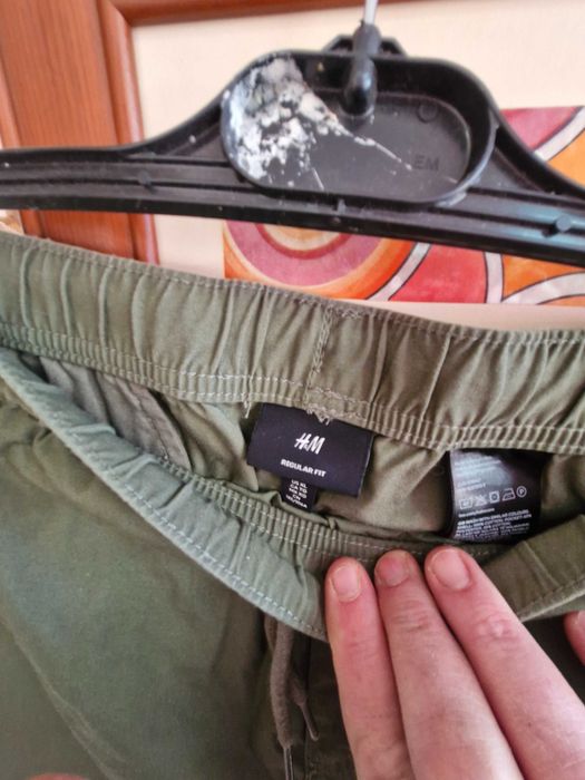 Продават се мъжки къси панталони