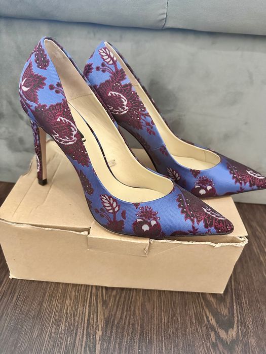 Високи обувки Зара