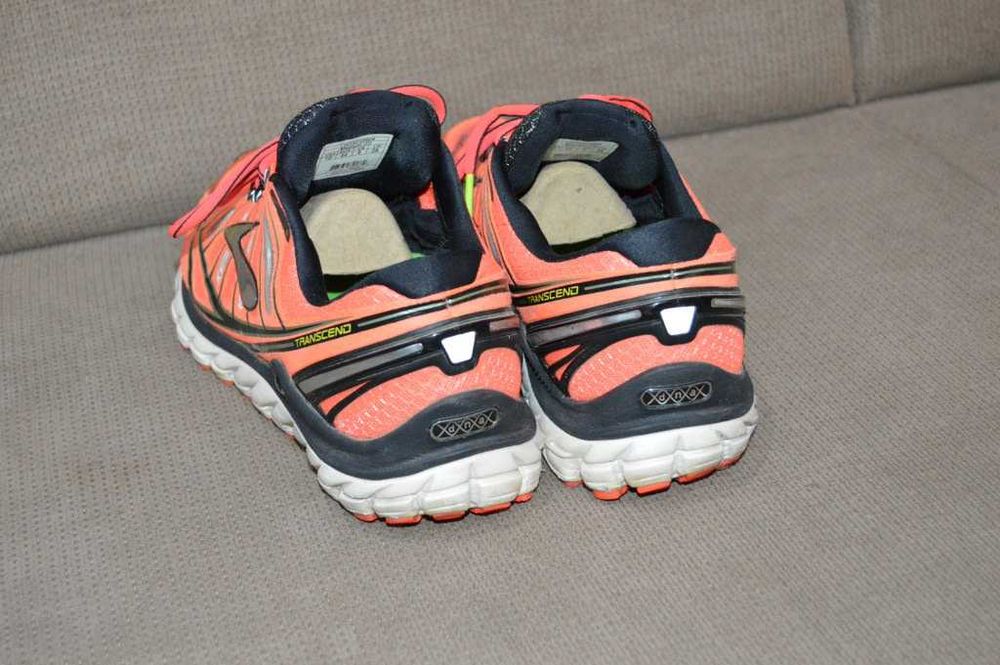 Adidasi alergare BROOKS Transcend marime 44