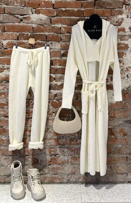 Сет 3 части Alice Evis