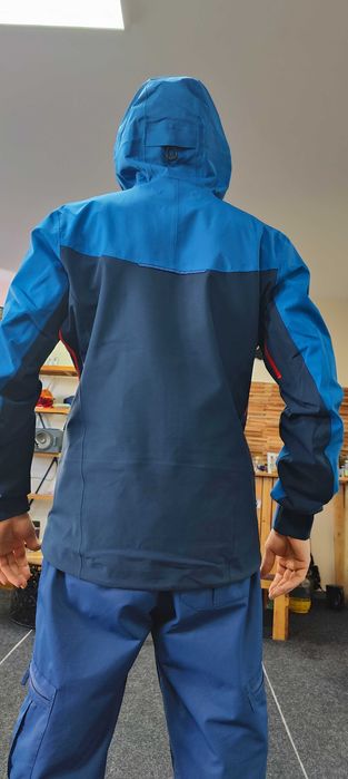 Ски, сноуборд яке (професионално) - НОВО с етикет, 2 цвята, S и М