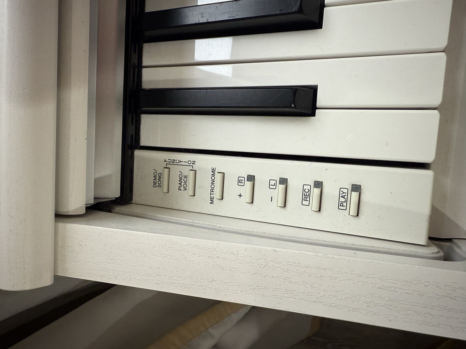 Yamaha Arius YDP-144