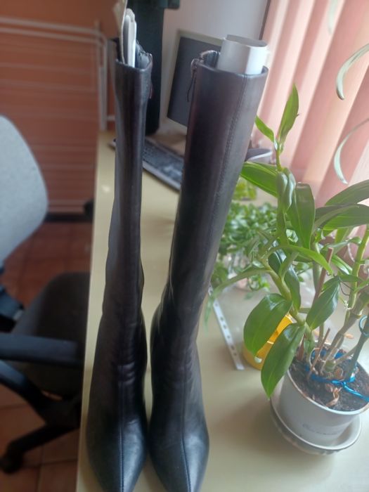 Елегантни високи ботуши