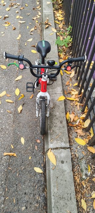 Bicicleta Woom 2 roșie