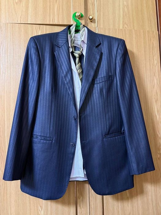 Продам одежды! Костюм и платье