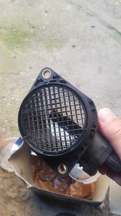 Дебитомер Bosch за алфа ромео 145-147- фиат оригинален германия