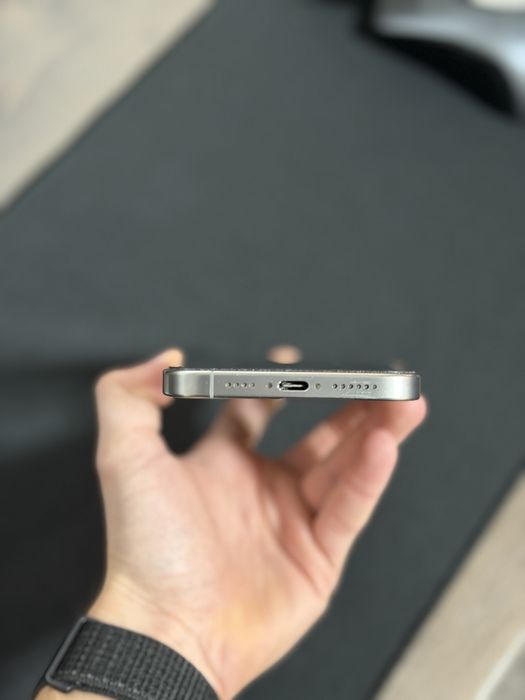 Iphone 16 PRO MAX - 512GB - 92% baterie - APPLE CARE