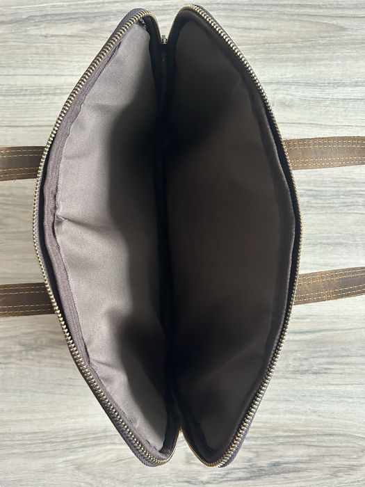 Продаю портфель кожаный