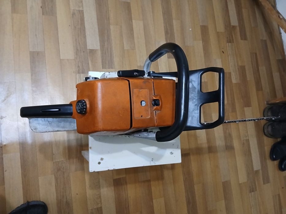 Vând drujbă profesională Stihl 460