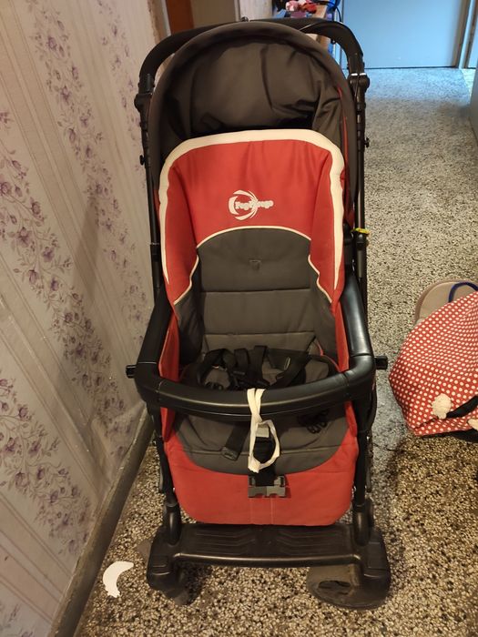 Бебешка количка peg perego