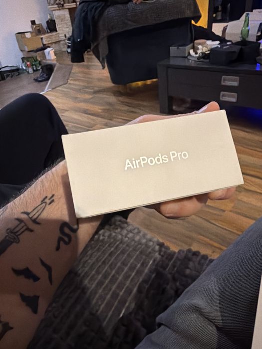 Airpods Pro 3 in cutie