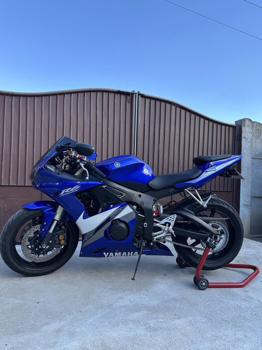 Yamaha R6-2005 .