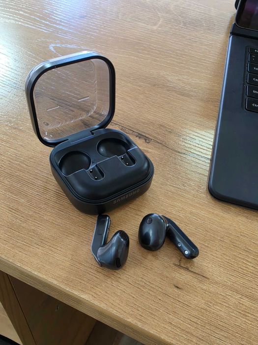 Samsung galaxy airbuds 4