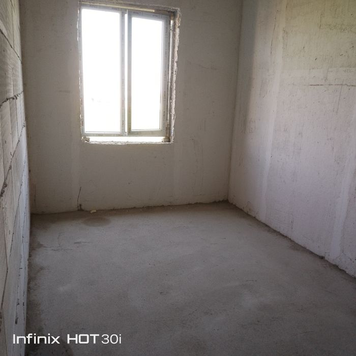 Коробка квартира сотилади