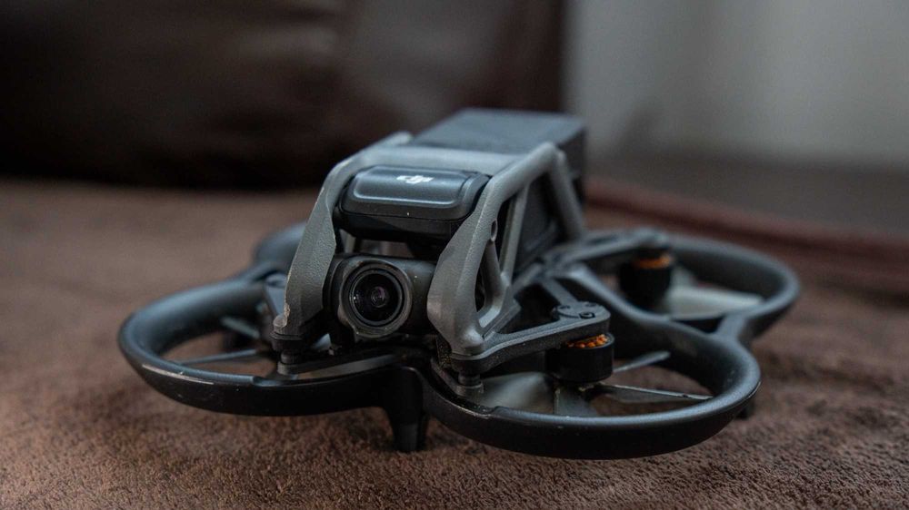DJI Avata Full Set (Pro-View + FPV Controller + батерии + аксесоари)