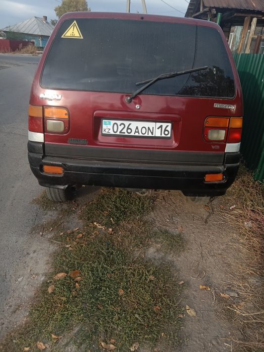Продам Мазда MPV