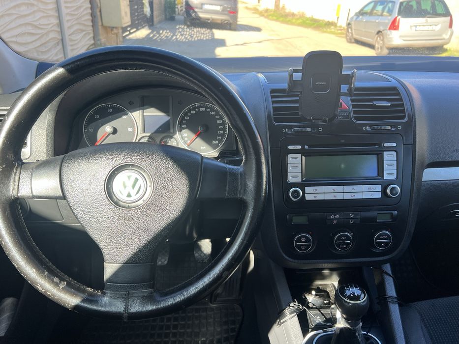 Volkswagen Golf V