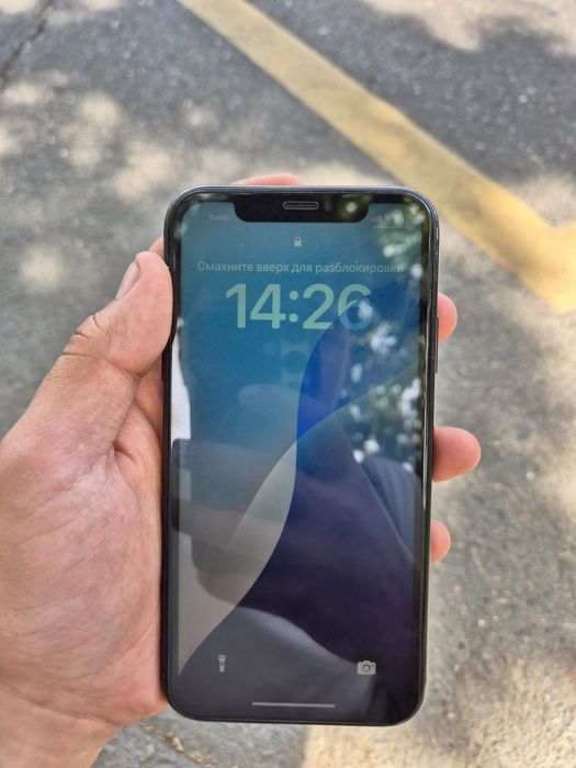 iPhone XR 64gb ideal