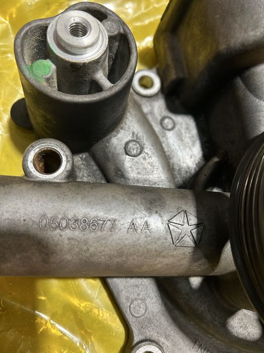 Водна помпа Chrysler,Dodge,Mopar