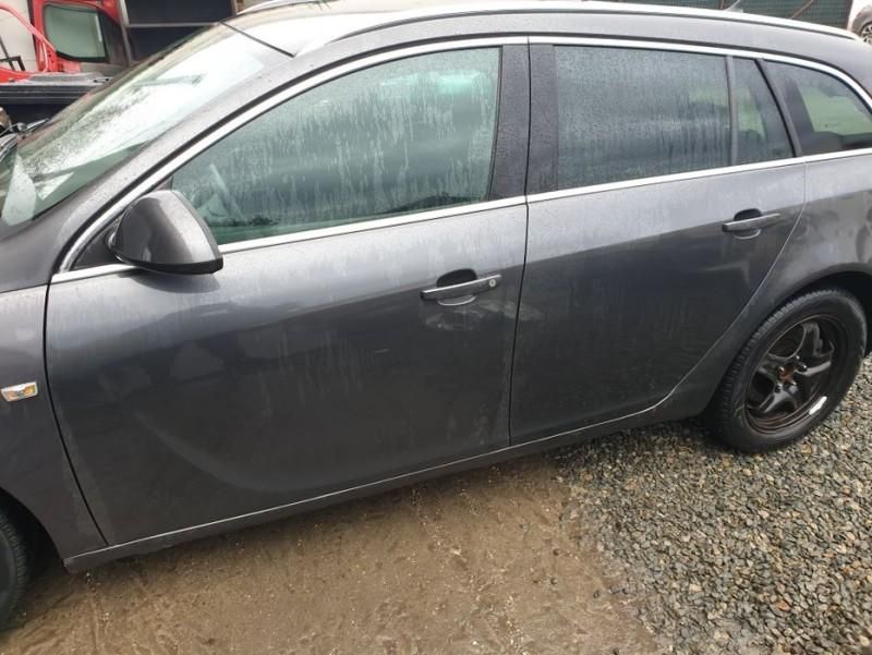 Dezmembrez Opel Insignia sport tourer break 2.0cdti A20DTH VLD2382 Ope
