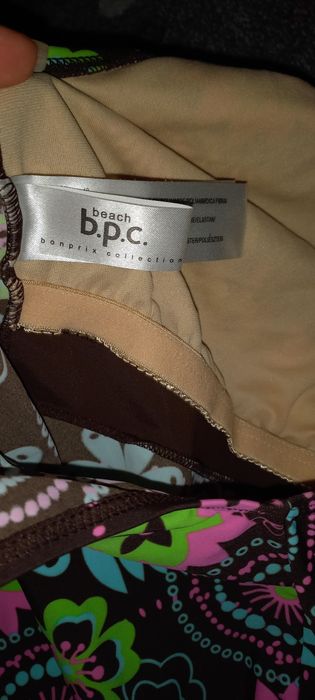 Нов бански за дама