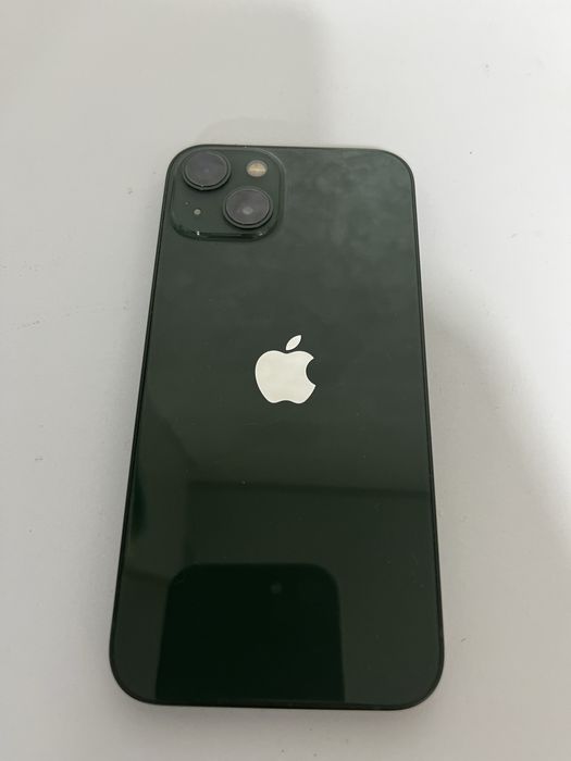 Продам Iphone 13 128g