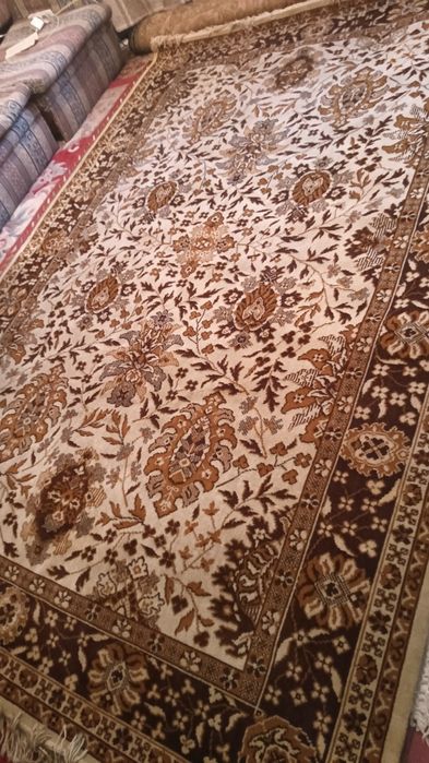 Шерстяной ковер со стены, 2 на 3.